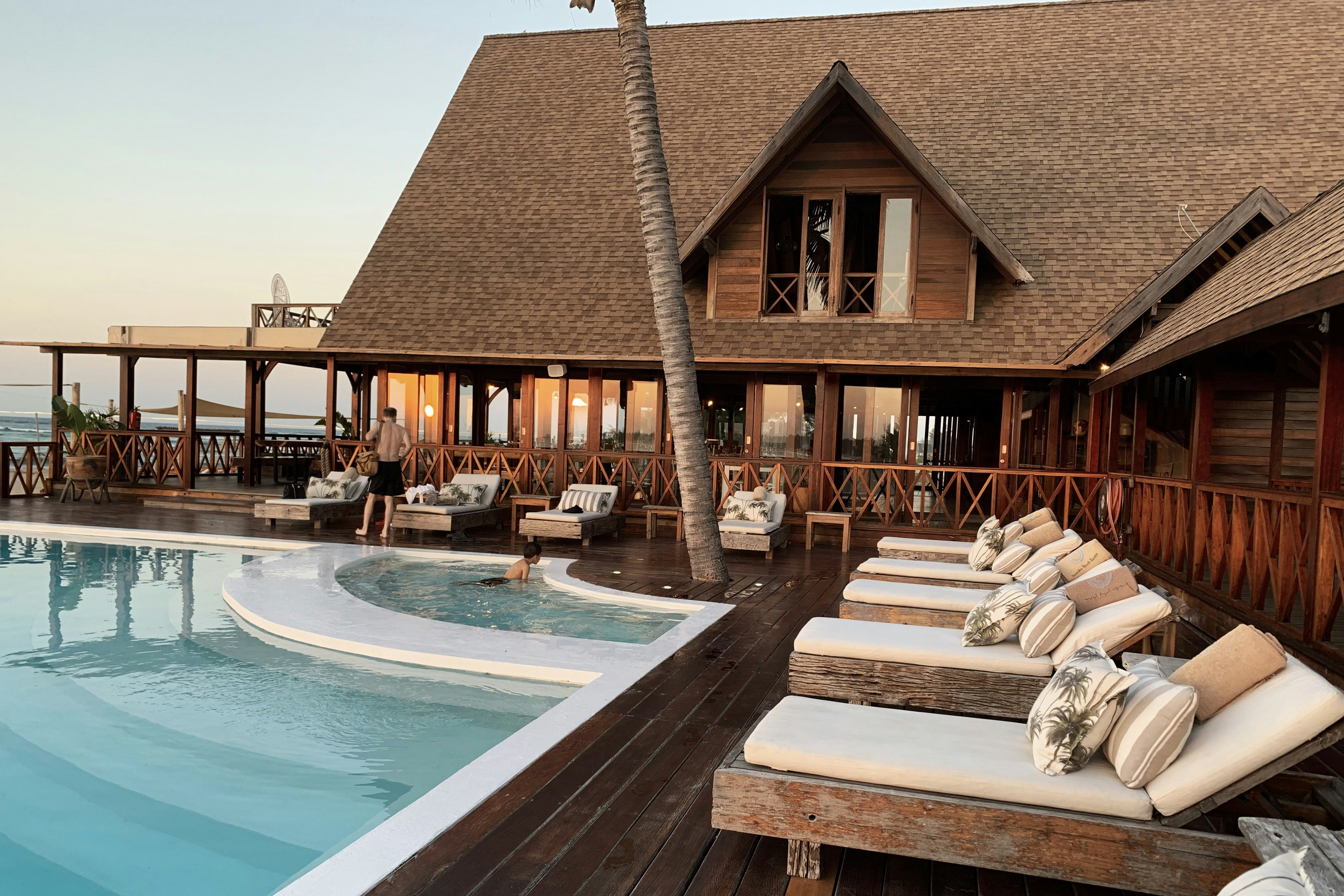 Hotels & Tourism